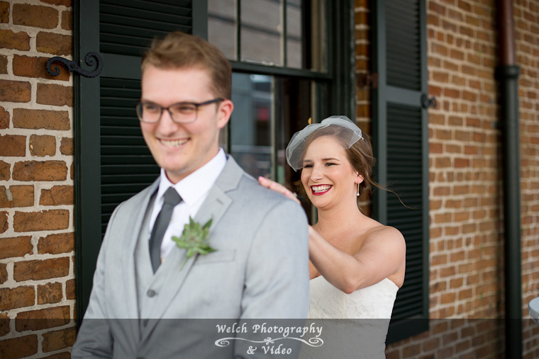 Bride greeting groom
